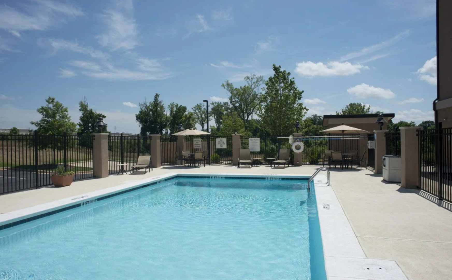 Holiday Inn Express Prattville South