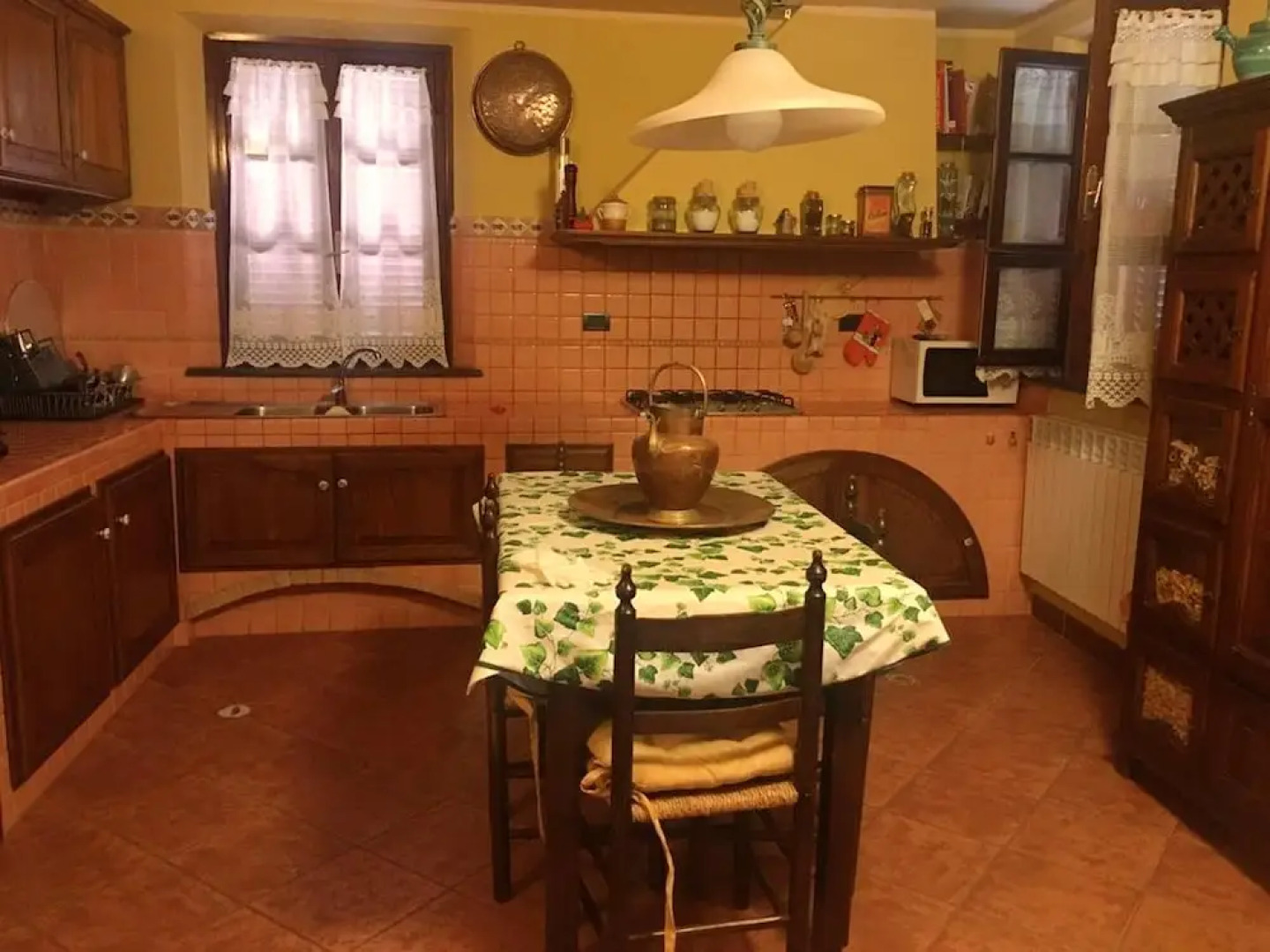 House With 3 Bedrooms in Castell'anselmo, With Furnished Terrace and Wifi Near the Beach