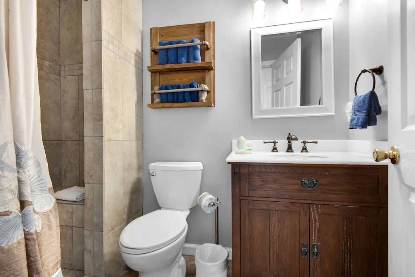 Life's A Beach 3 Bedroom Townhouse by RedAwning