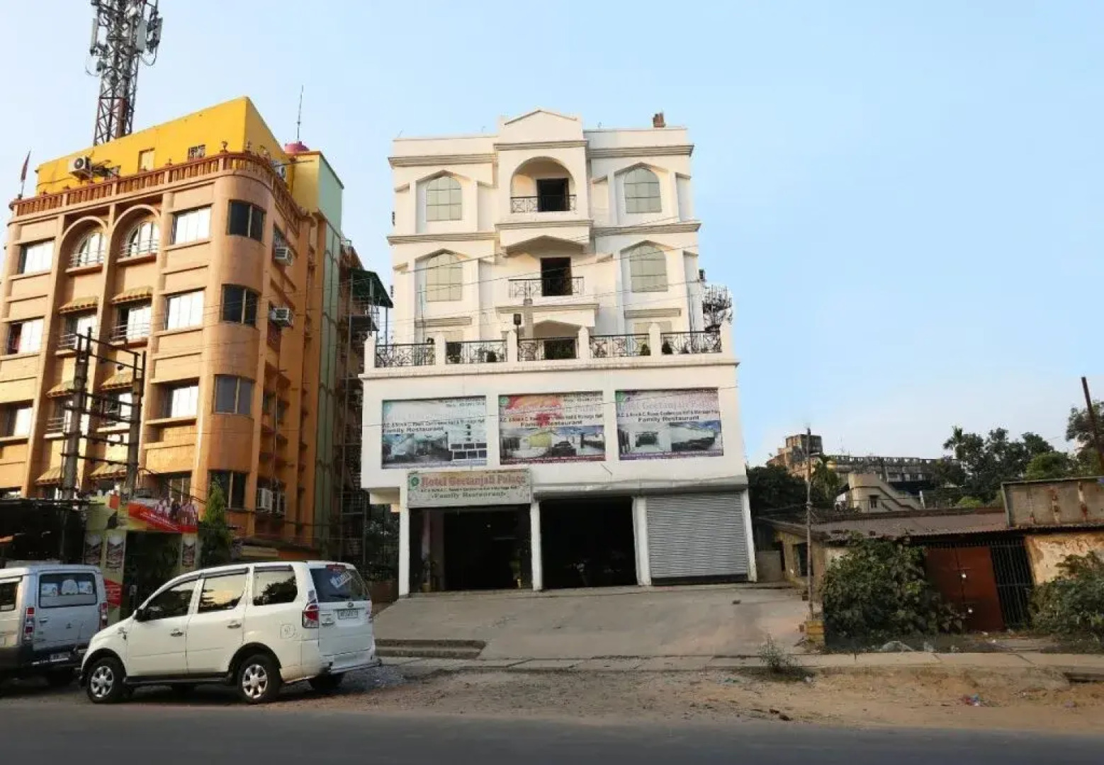 Hotel Geetanjali Palace By OYO Rooms