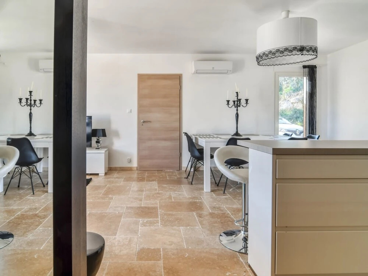 Plush Villa in Le Cannet-des-Maures with Private Pool