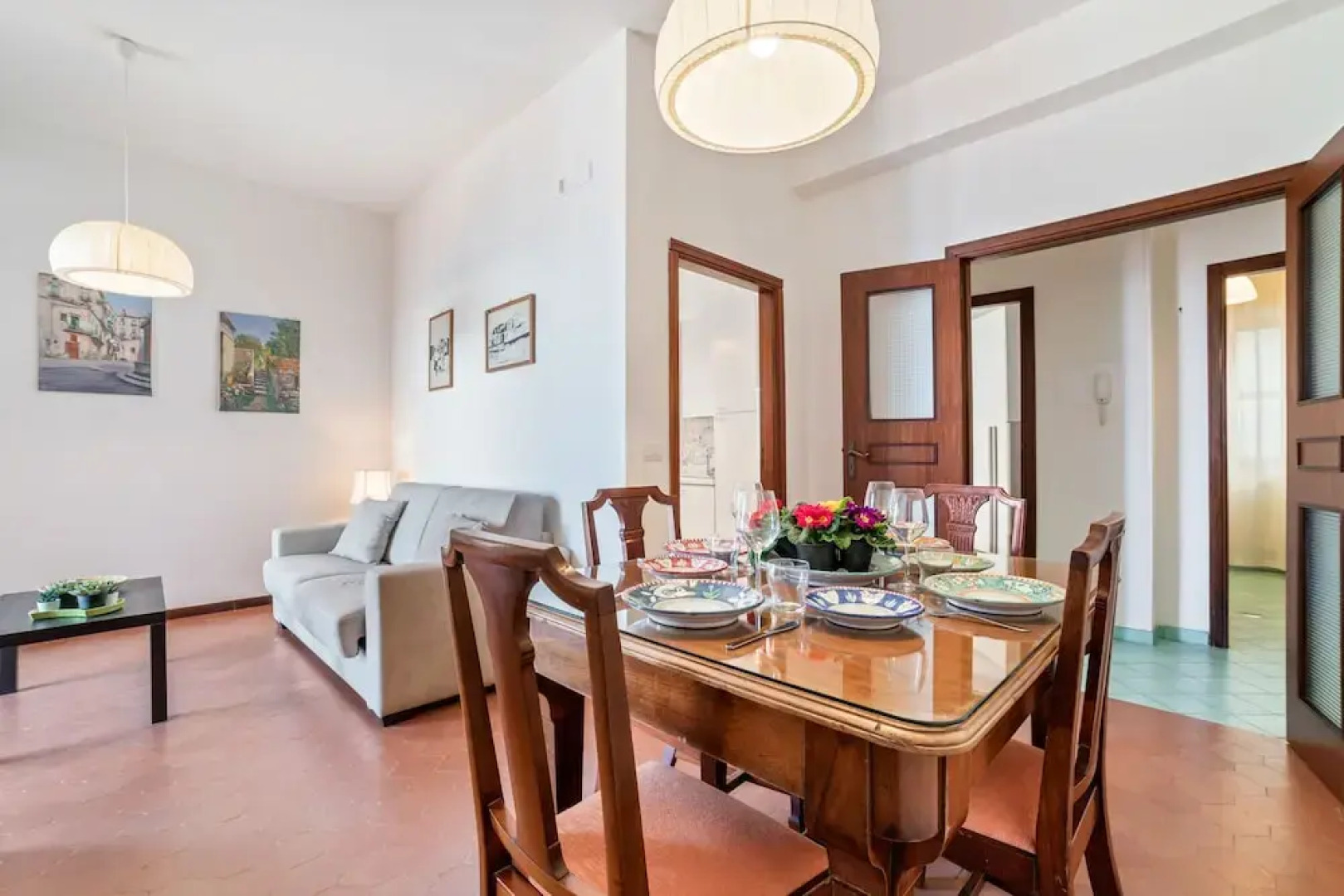 Vietri sul Mare Roomy Flat with Parking