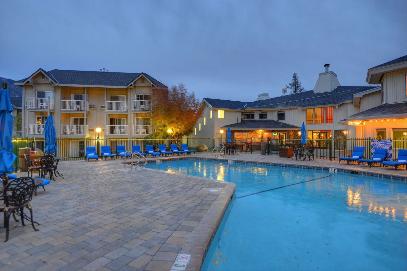 Beach Retreat & Lodge at Tahoe