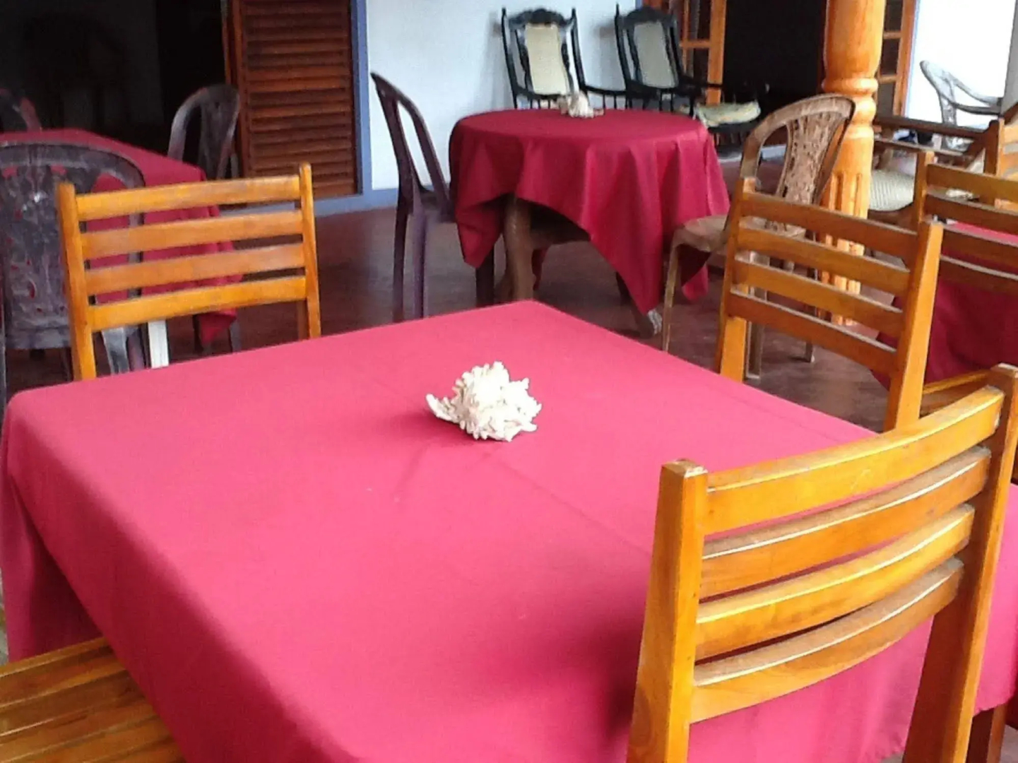 Catamaran Beach Home and Restaurant