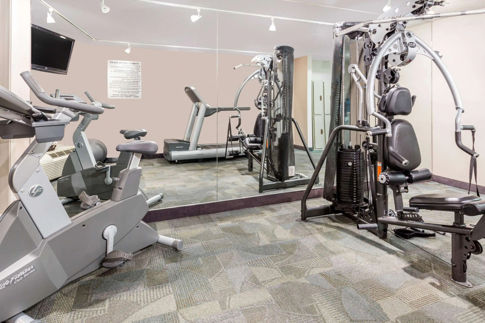 Ramada by Wyndham Kamloops