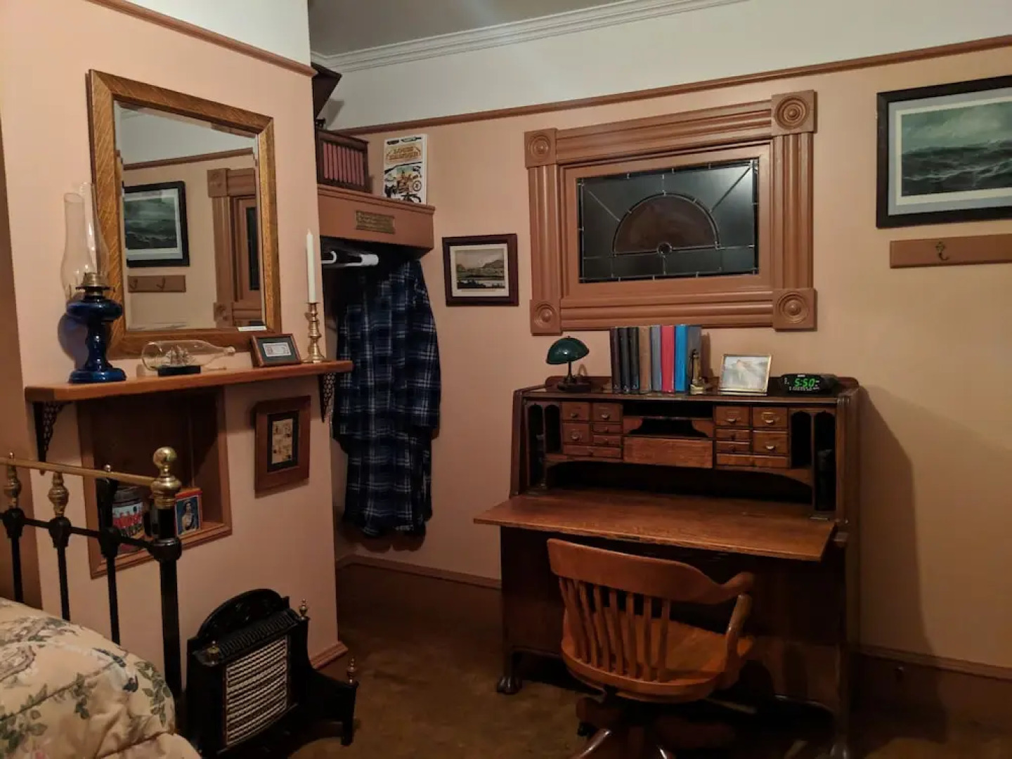 Gower Manor Historical Bed & Breakfast