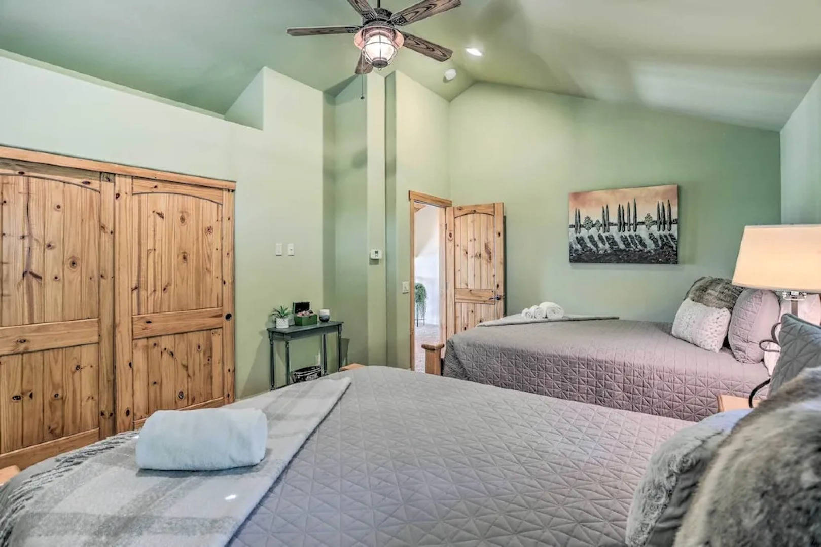 'the Zen Playhouse' w/ Lake Arrowhead Access!