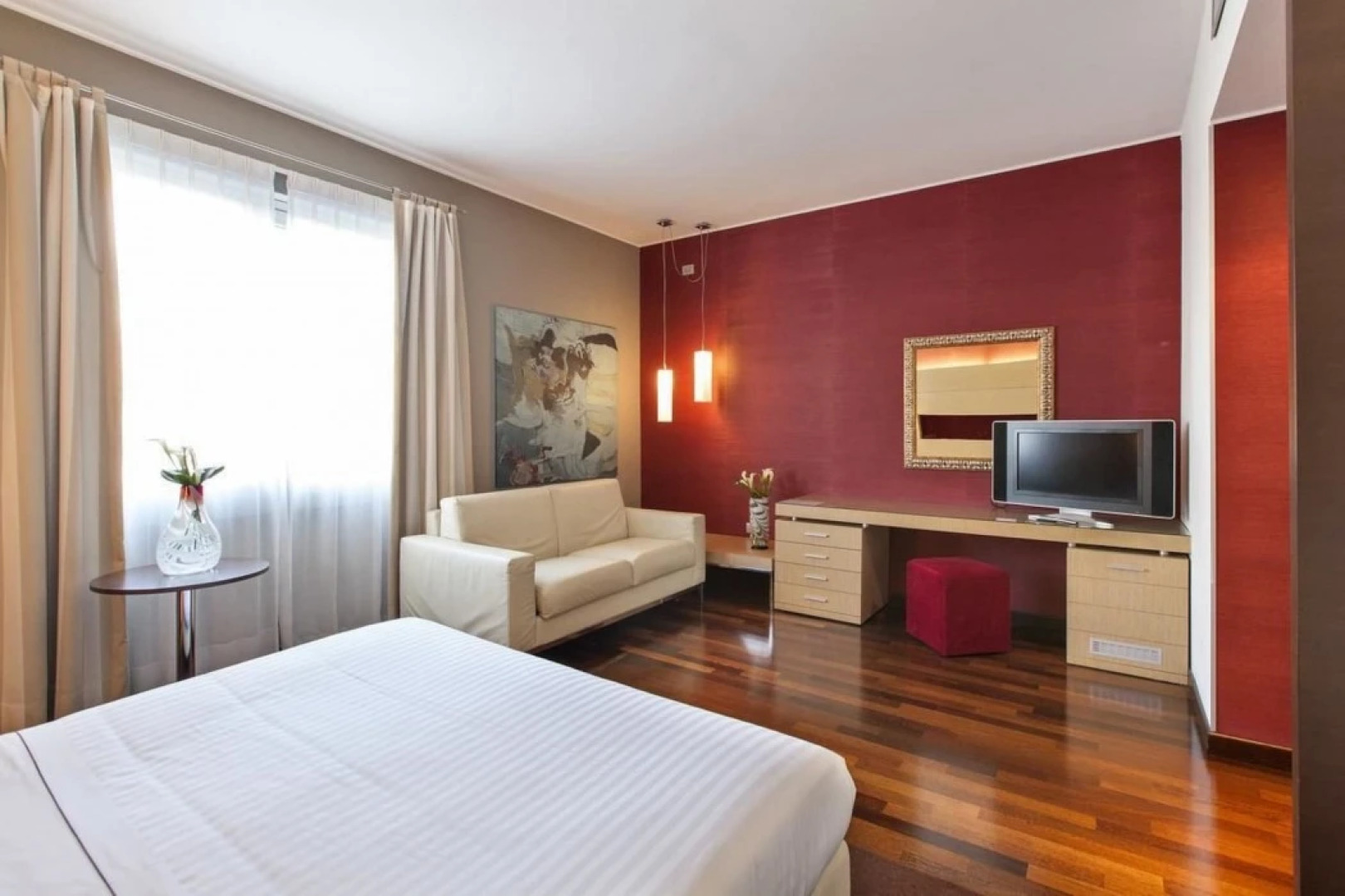 Inverigo Hotel
