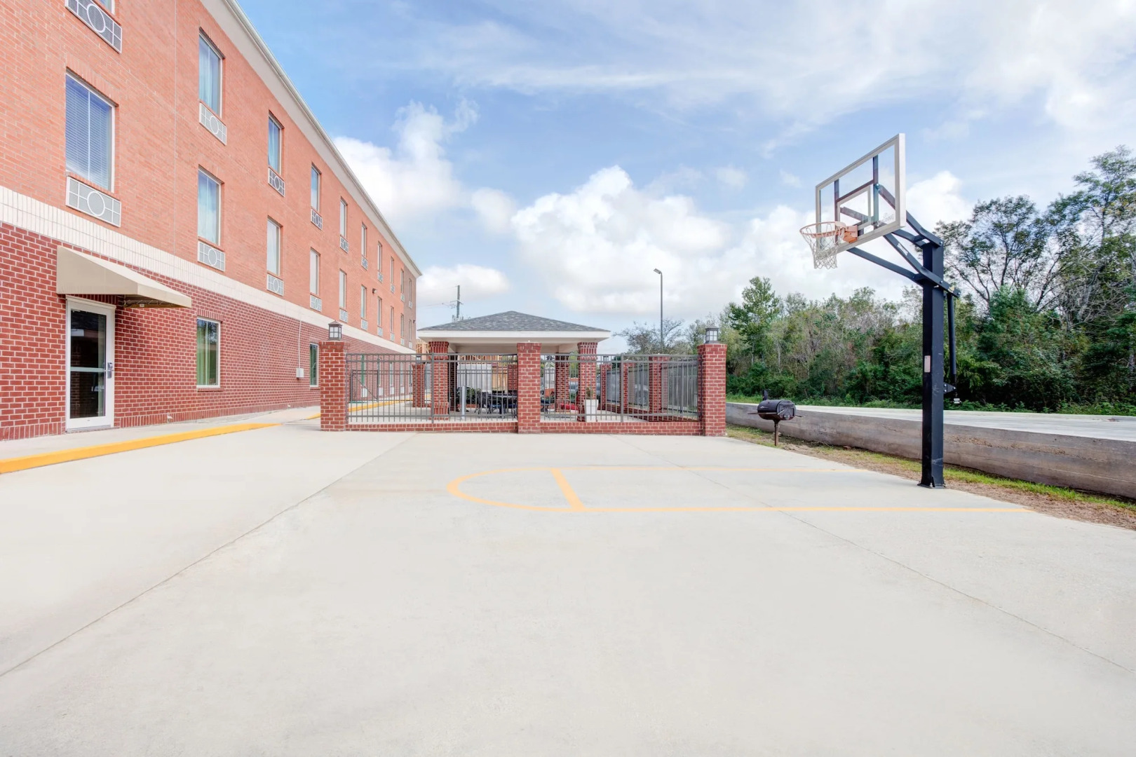 Holiday Inn Express & Suites Cut Off - Galliano by IHG