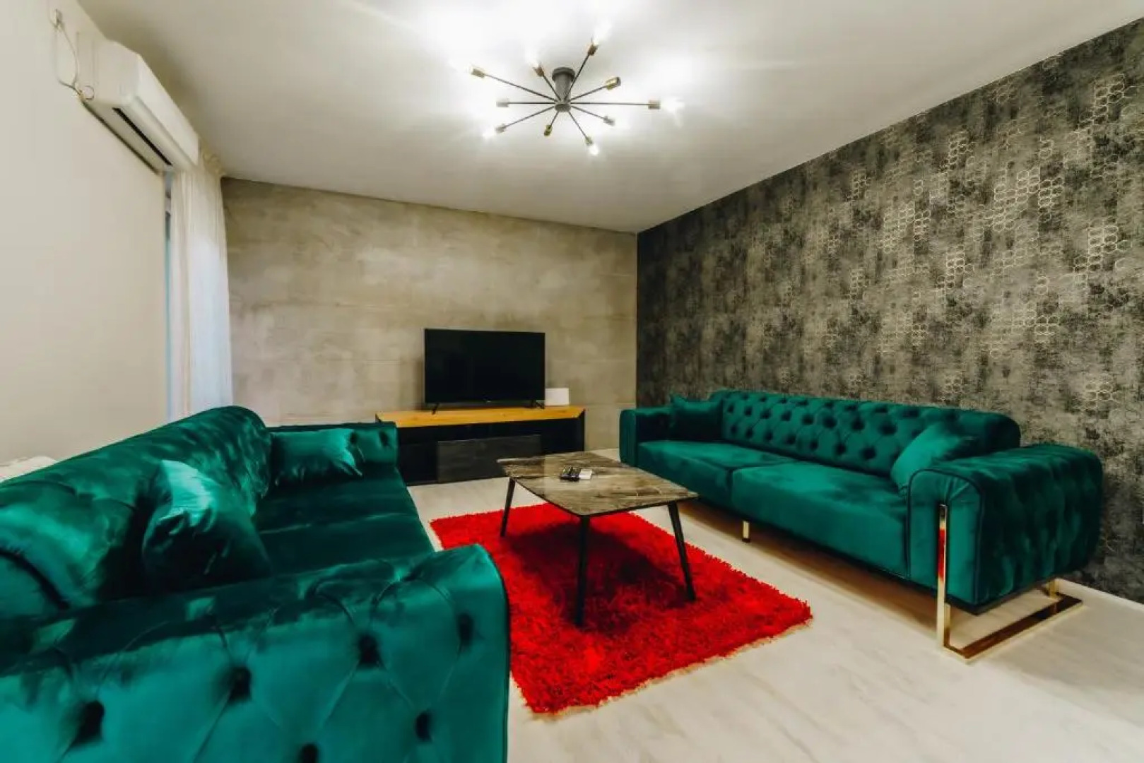 Garni Hotel Radović