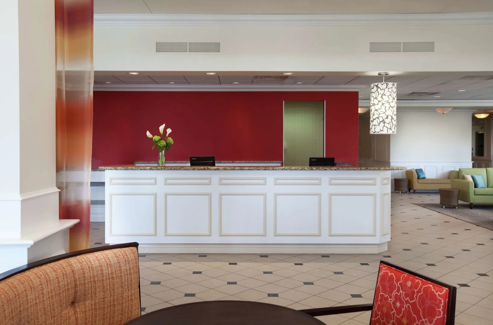 Hilton Garden Inn Montreal Airport