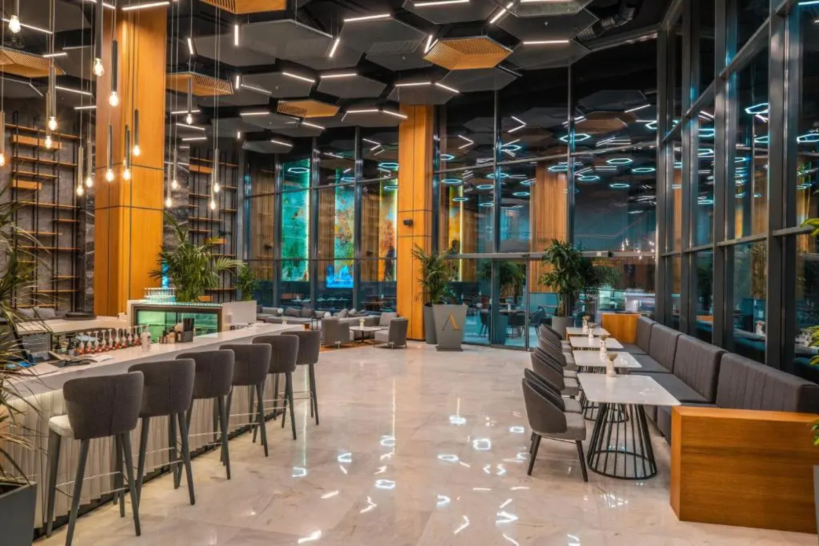 The Norm Collection Door'a