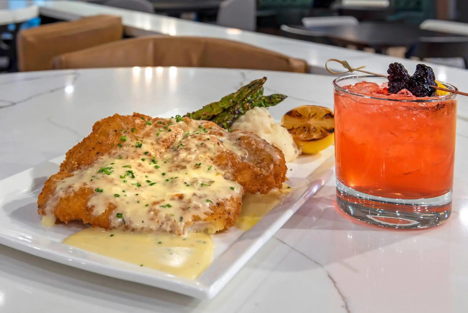 Отель Cambria Hotel Shelby Township - Detroit Utica