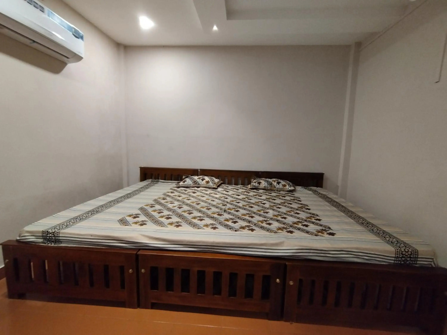 Azhar lodge koyilandy