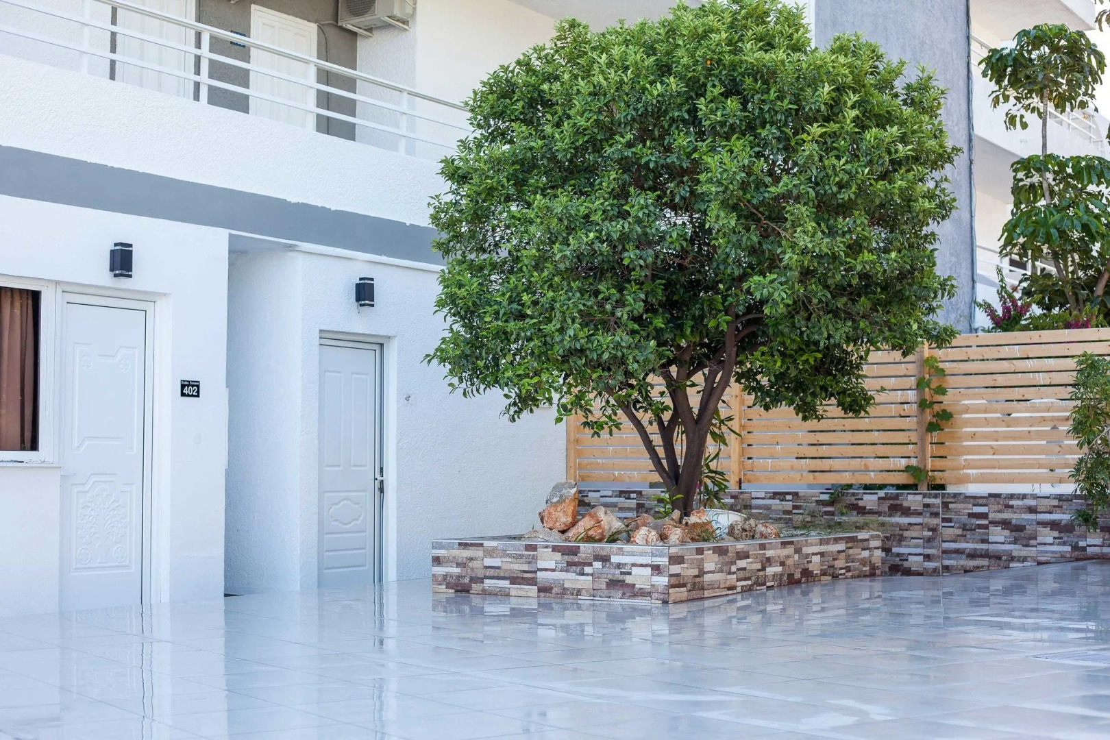 Essential Summer - Adults only