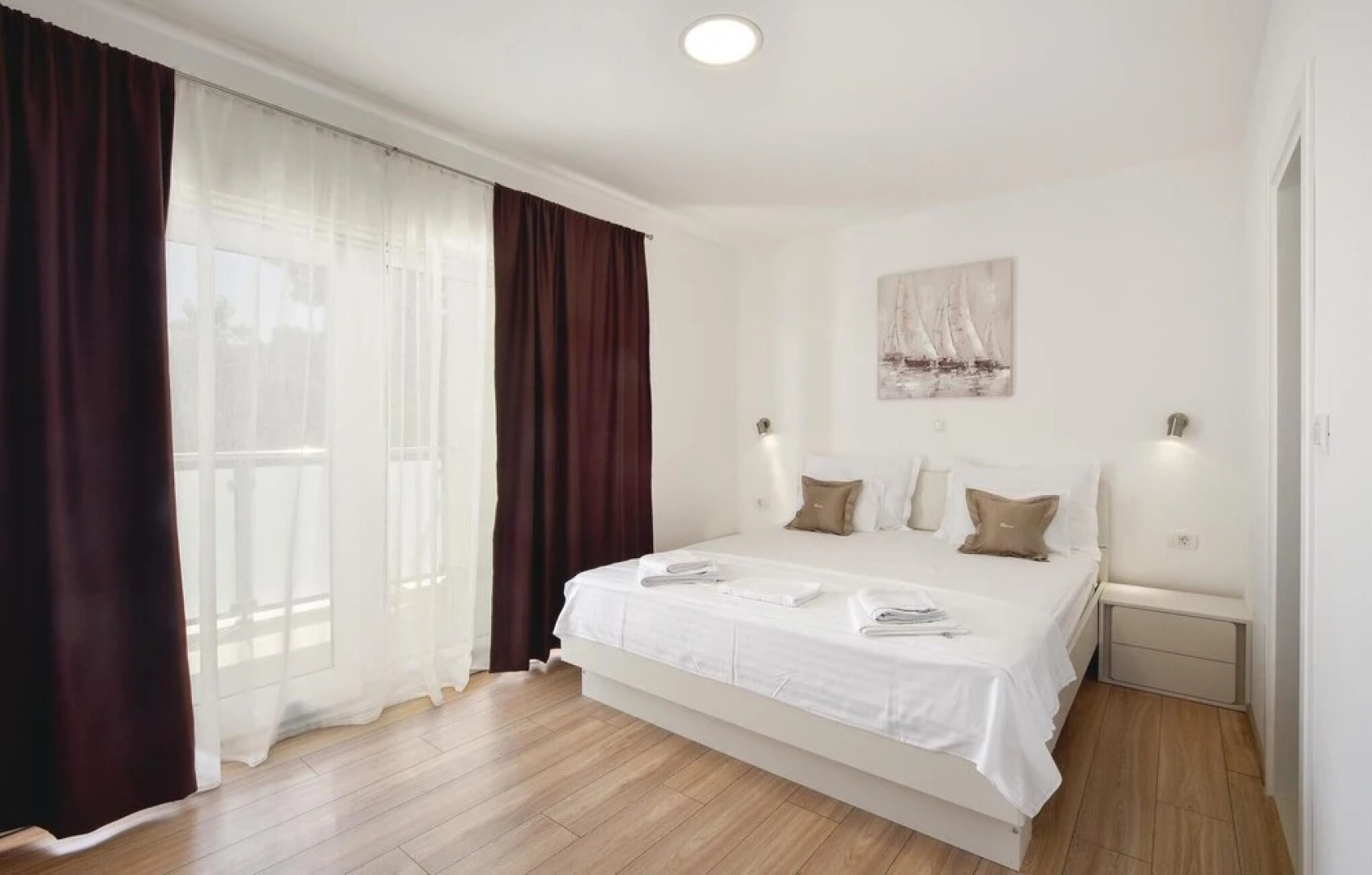 Nice Home in Duce With Wifi and 10 Bedrooms