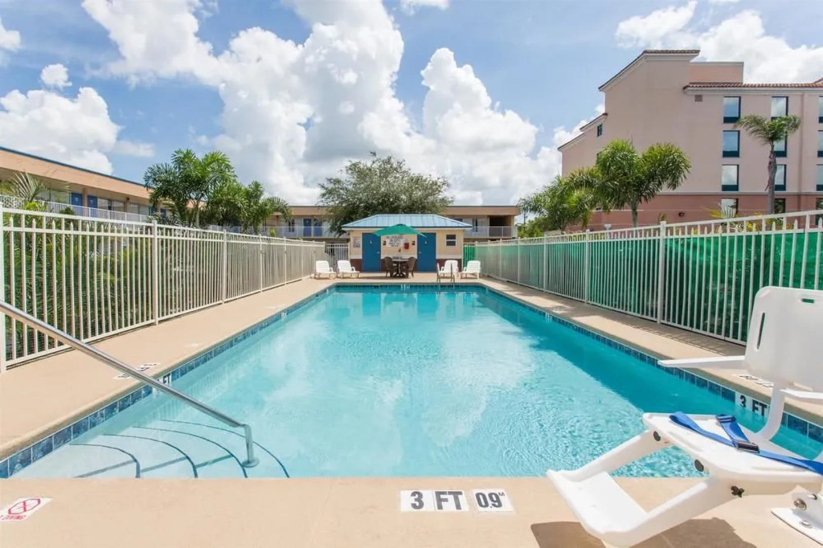 Days Inn by Wyndham Melbourne