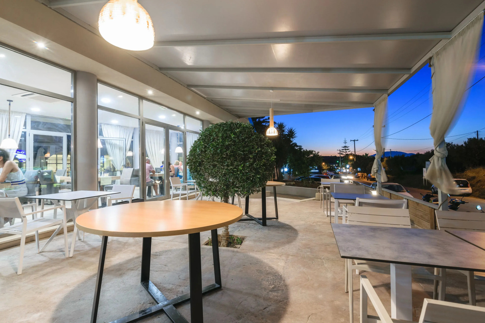 Karras Grande Resort