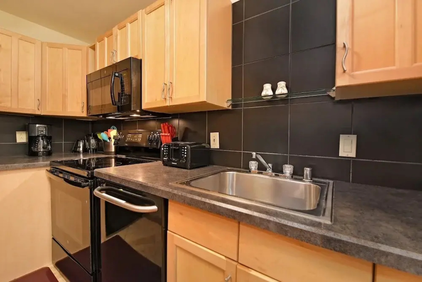 Valley Isle 302 by RedAwning