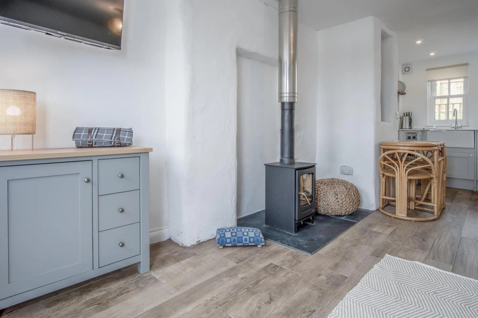 Brook Cottage - 1 Bedroom Cottage - Dale