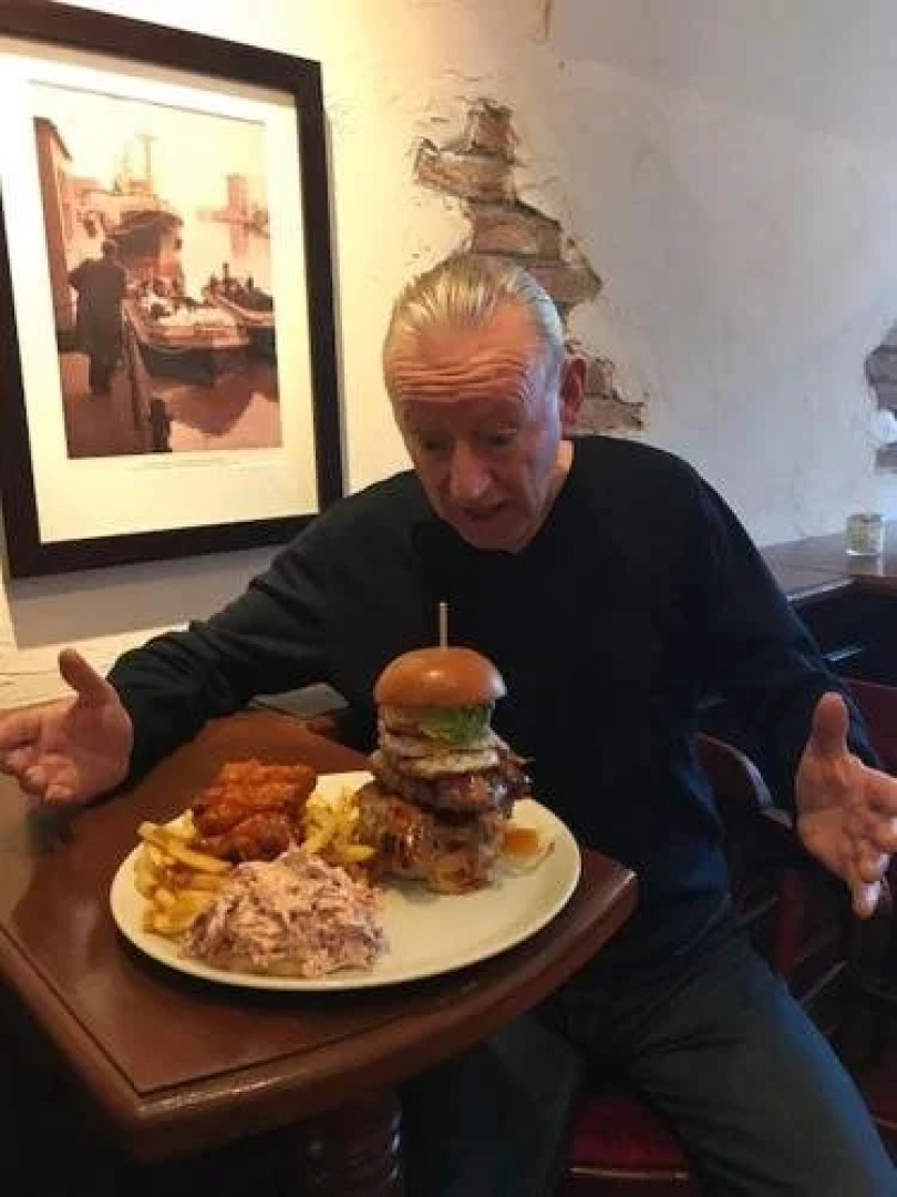 Brogans Bar & Guesthouse