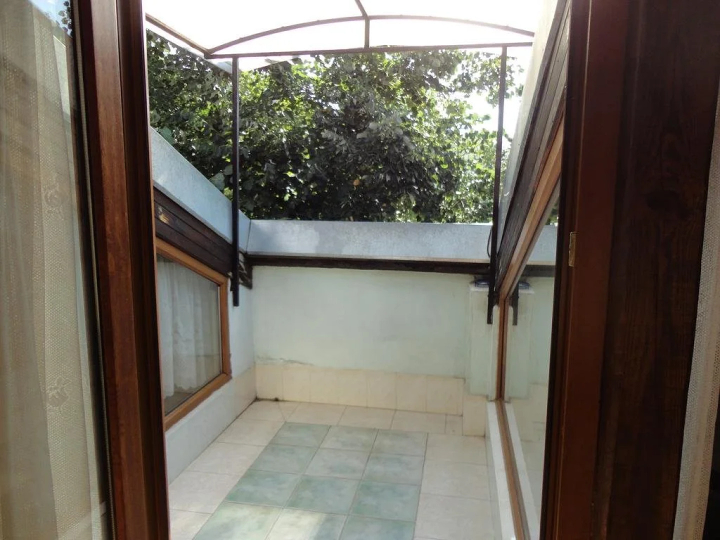 Guest House The House