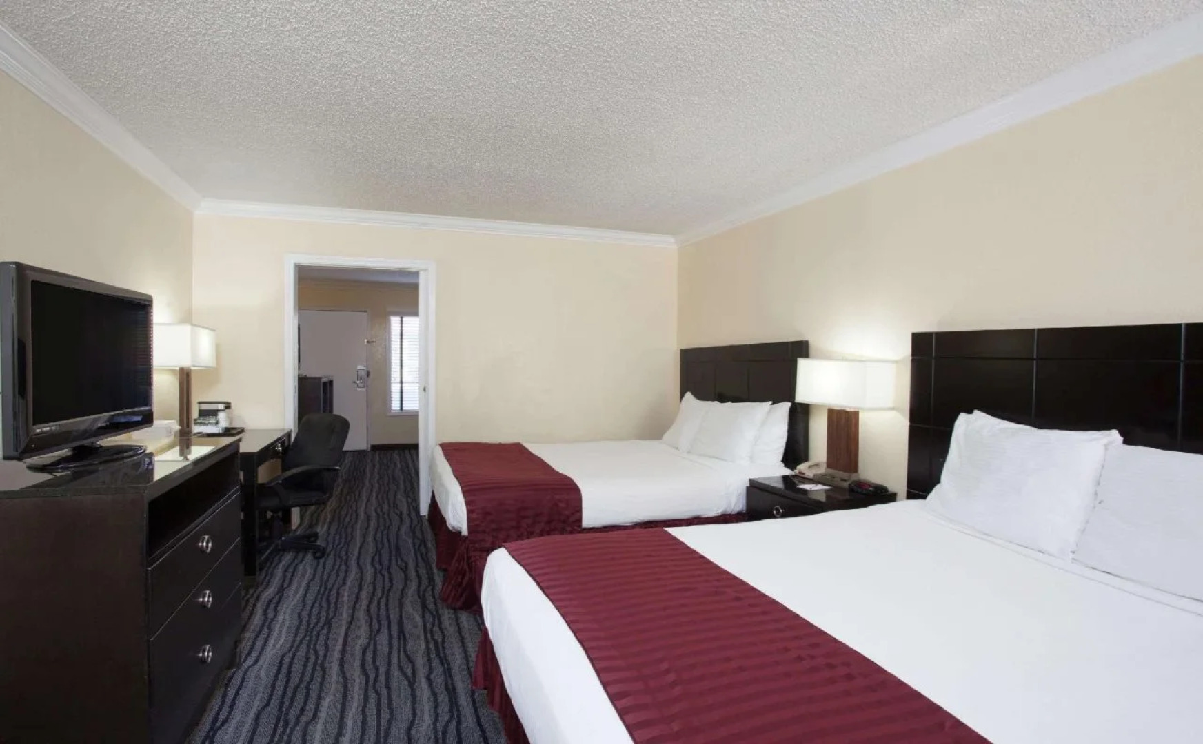 Capri Suites Anaheim