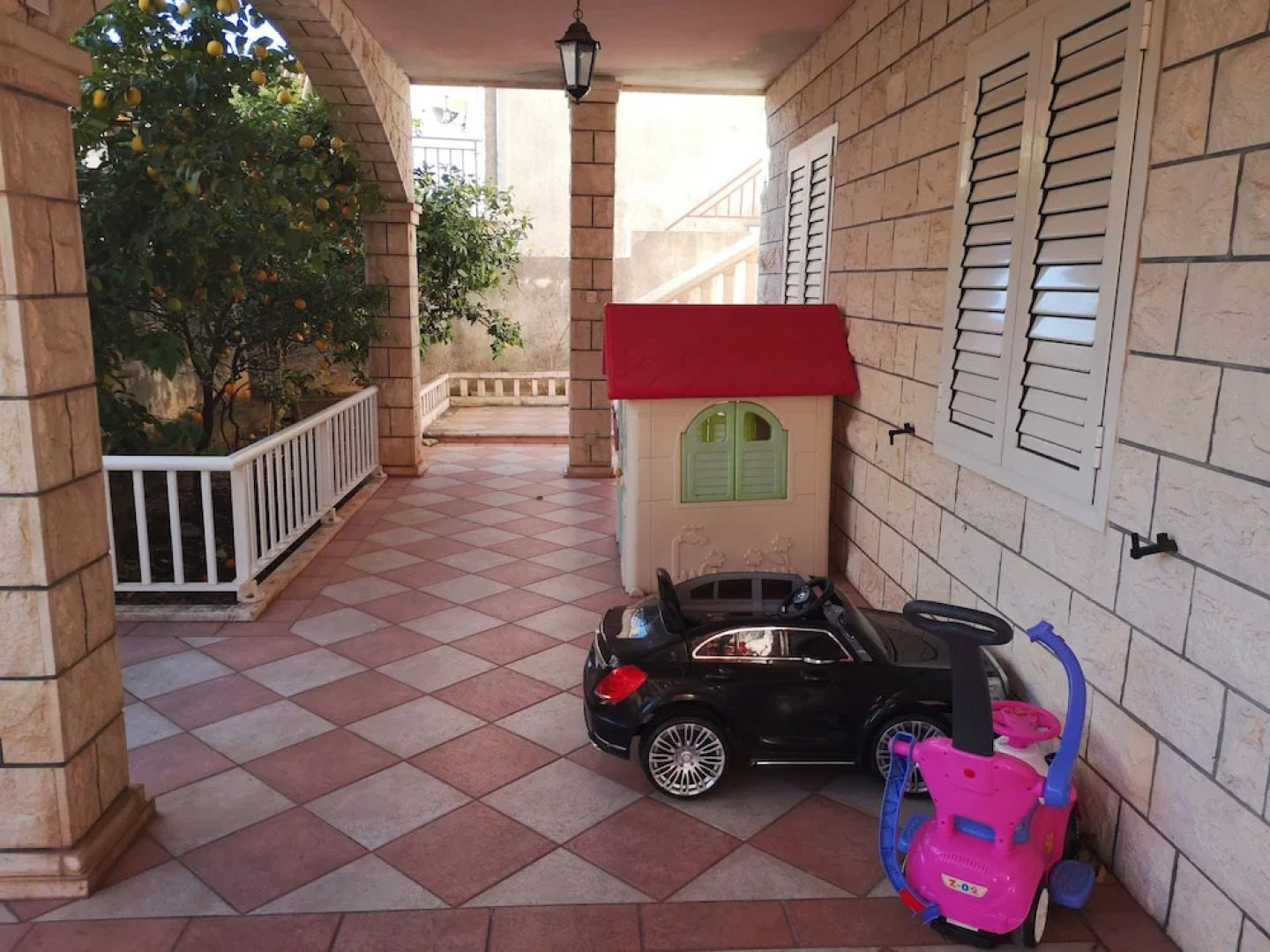 City Apartments Lani 3