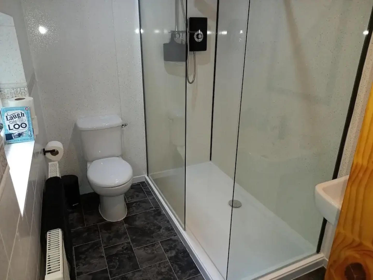 Snowdonia-3bedroom-2 Bathroom-petfriendly-garden