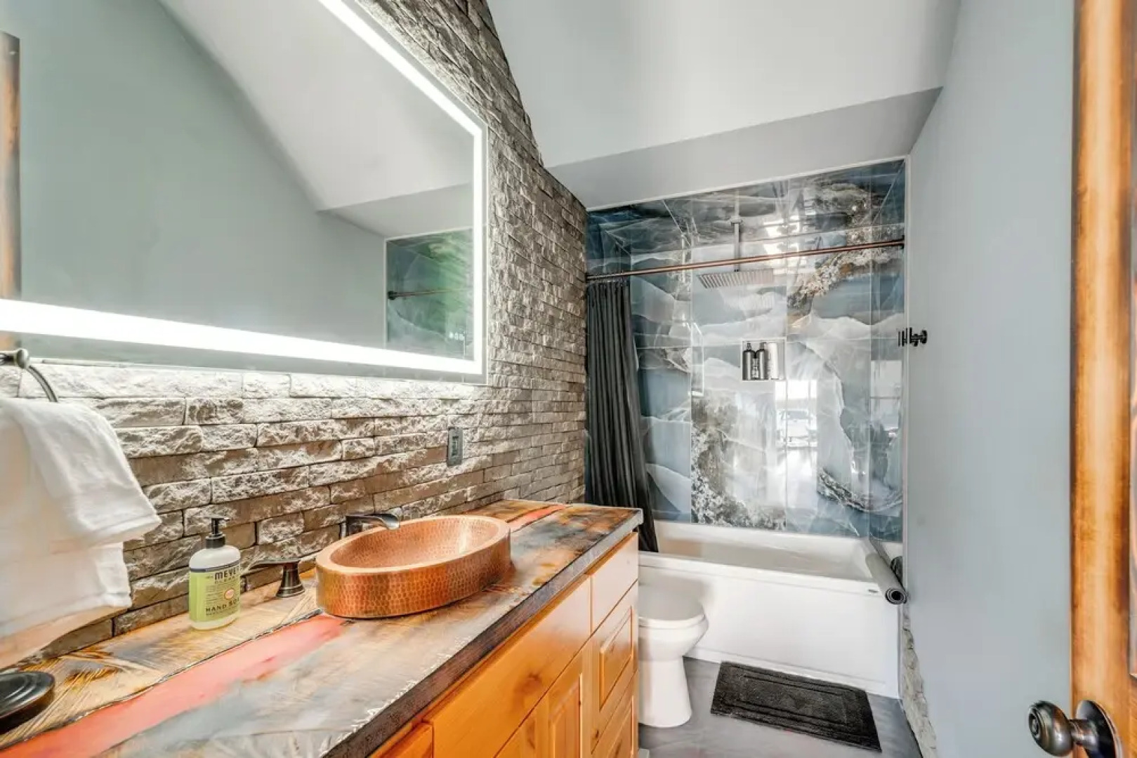 Steps to Shore: Family Beach Getaway in Westport