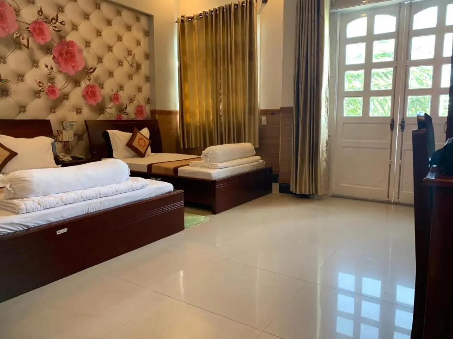 Phuc Hung Hotel 2