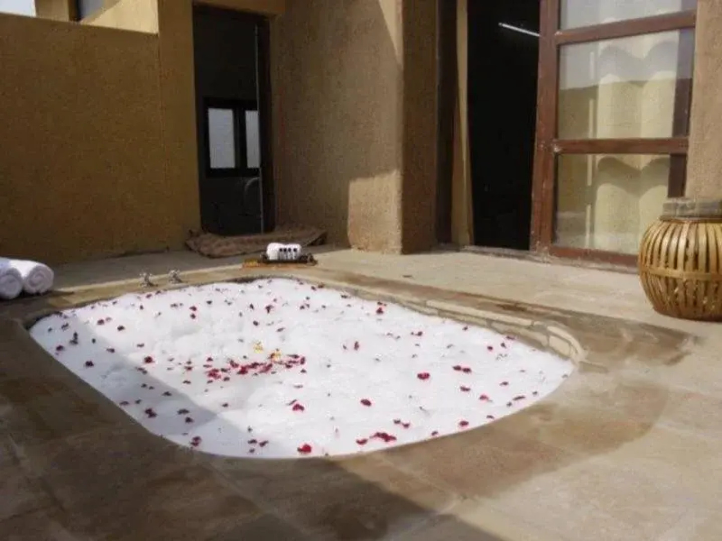 Kanha Village Eco Resort