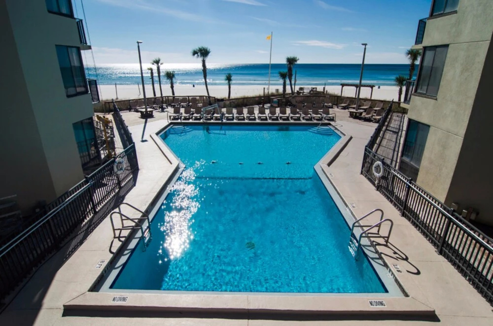 Sunbird Suites by Royal American Beach Getaways