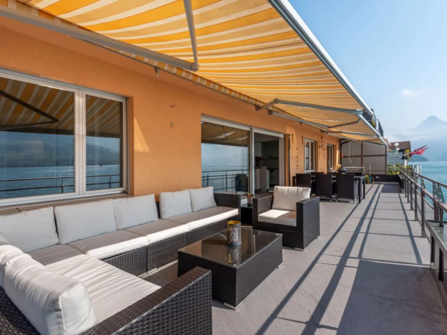 Seestern am See mit Bootsvermietung