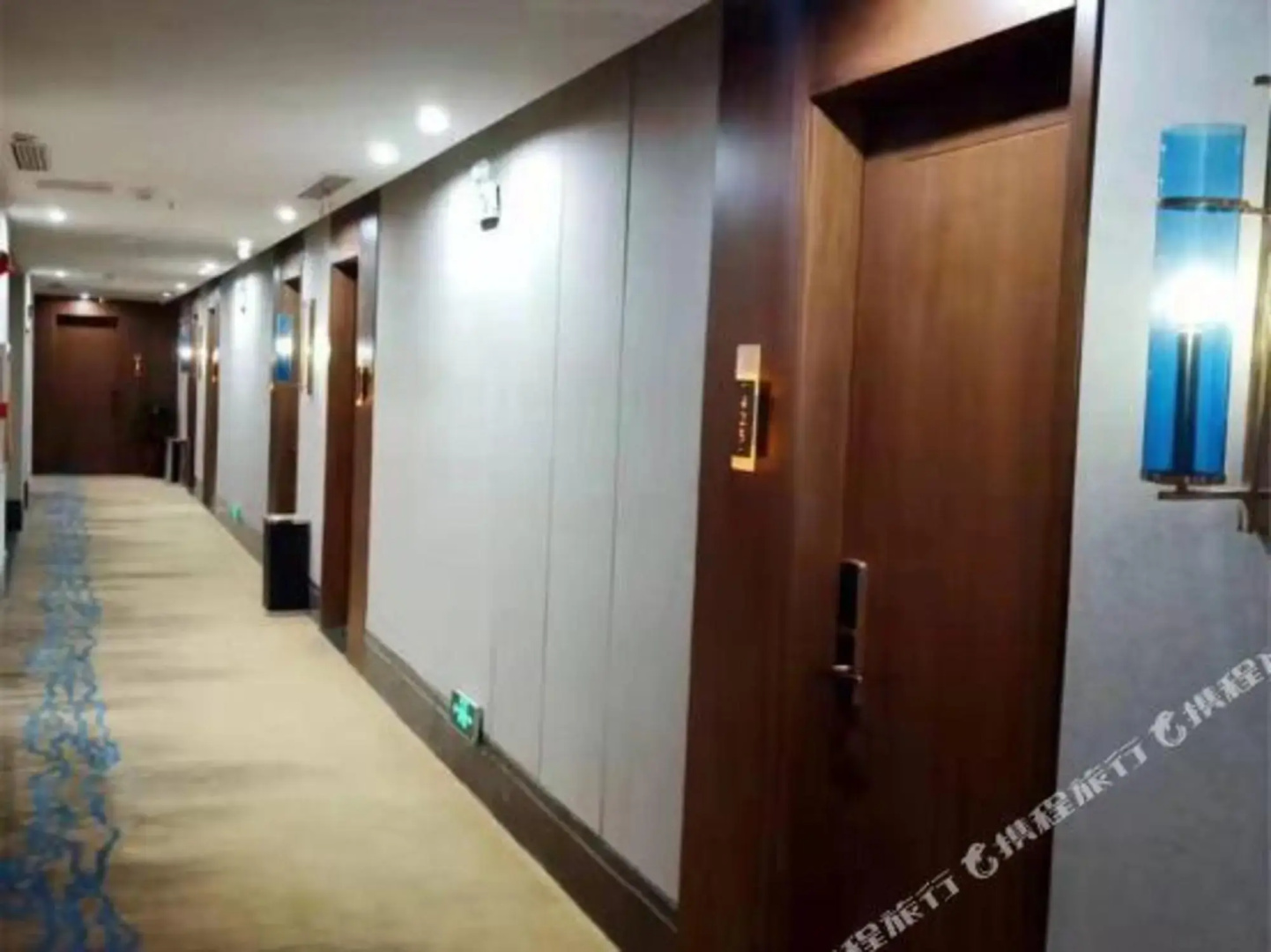 Xiangyu Hotel (Shangqiu Municipal Government High-speed Railway Station)