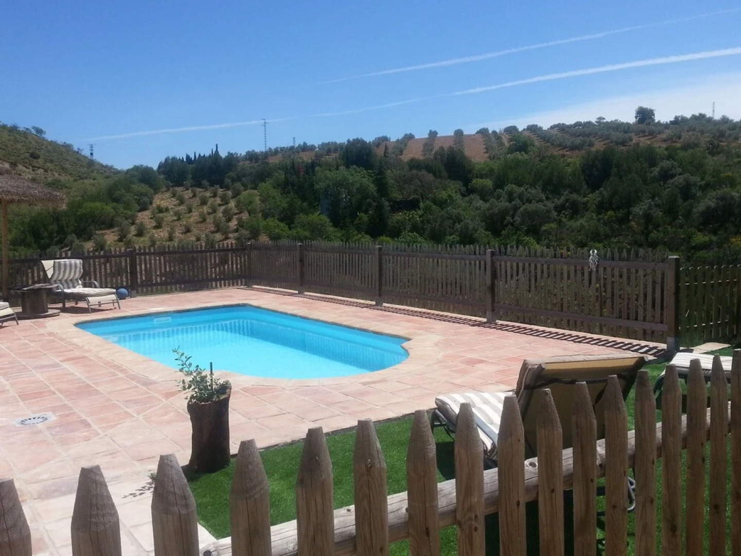 Rustic house in La Higuera (El Torcal de Antequera).