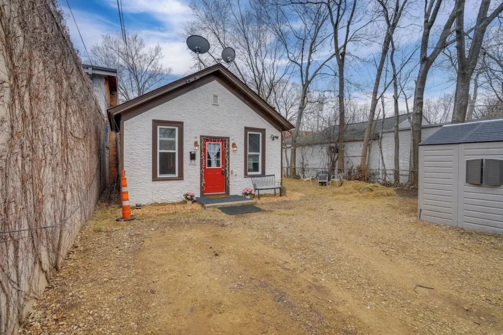 < 1 Mi to Xcel Energy Center: Walkable Hideaway!