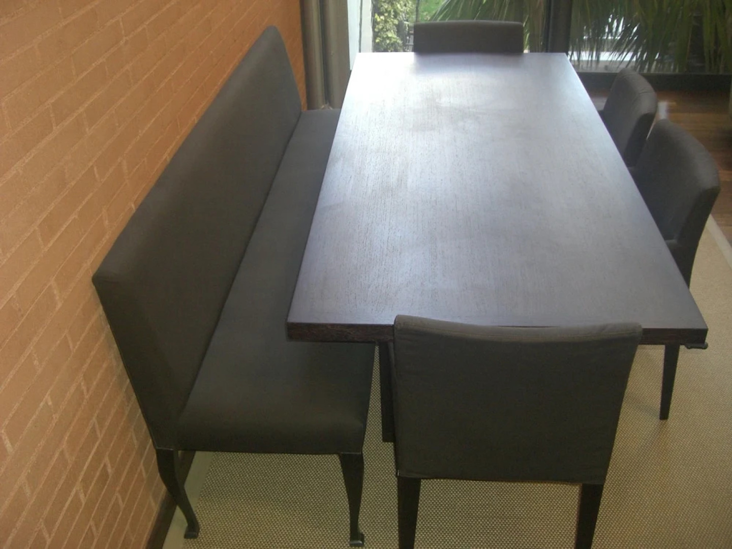 Casa con piscina y BBQ en centro ciudad