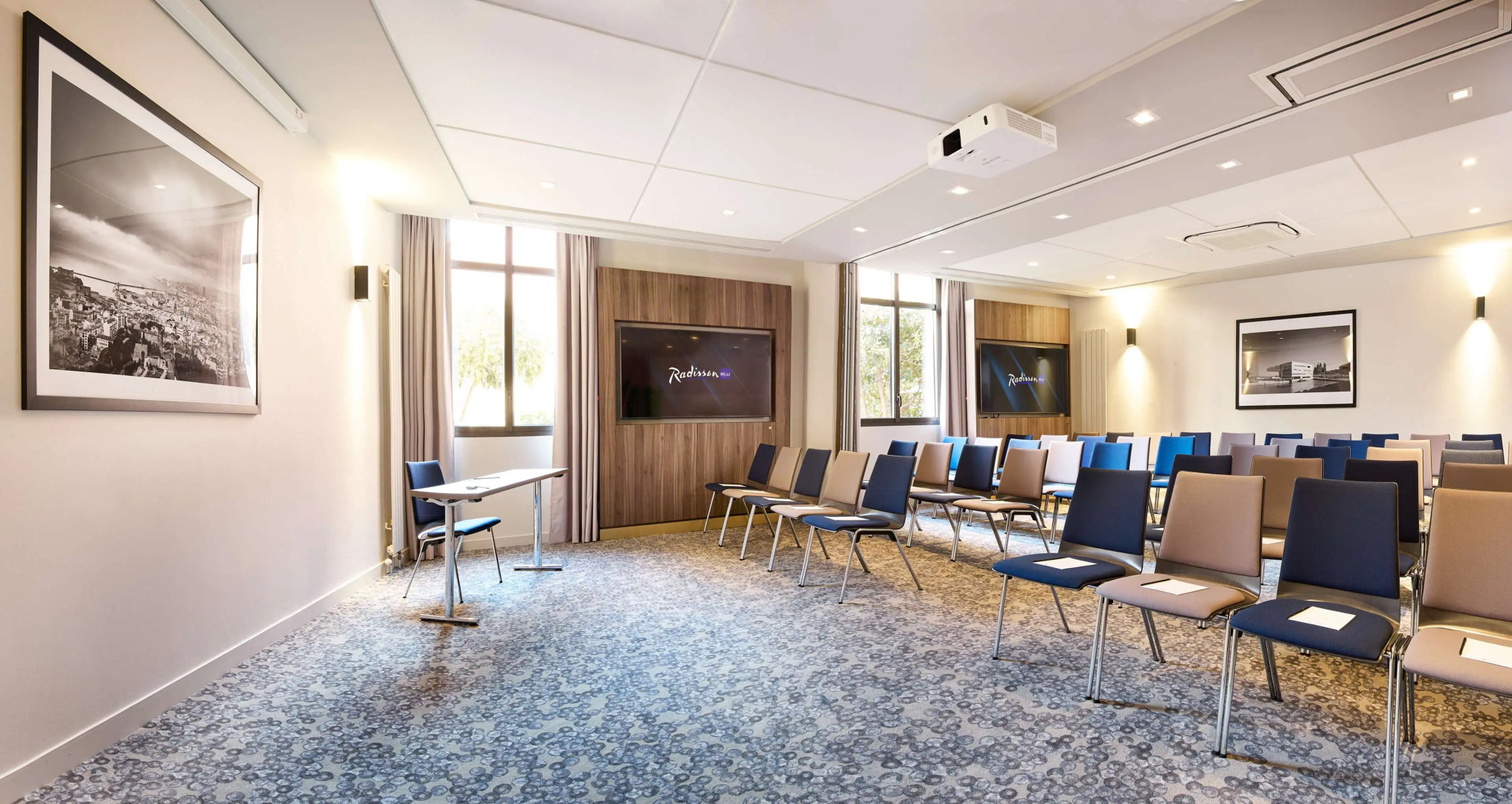 Radisson Blu Hotel, Marseille Vieux Port