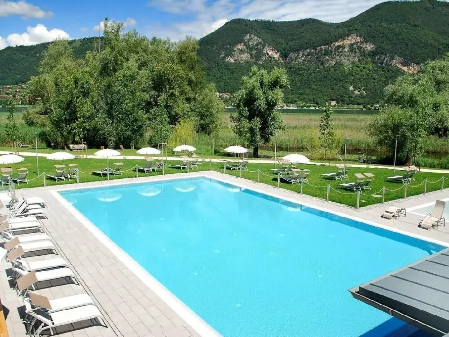 New Residence Near Lake Iseo Surrounded By Green