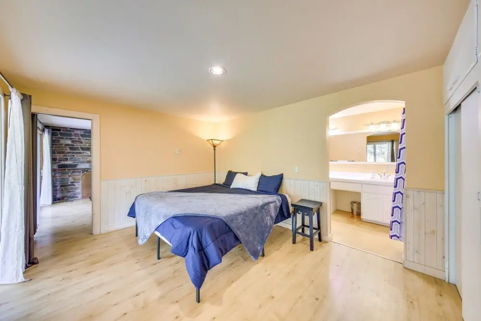 12 Mi to Schweitzer: Spacious Home w/ Deck!