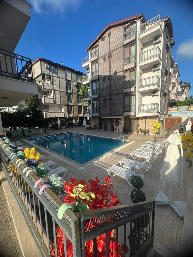 Li̇mon Otel Kiyiköy