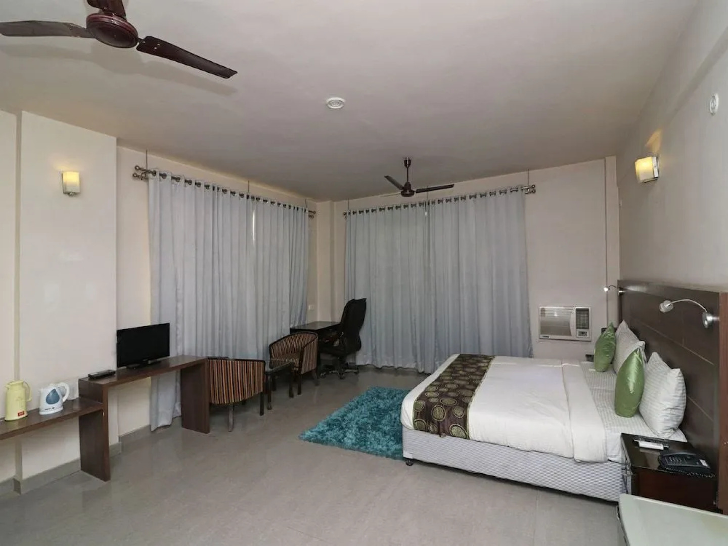 OYO 14703 Hotel Gen X Aravali