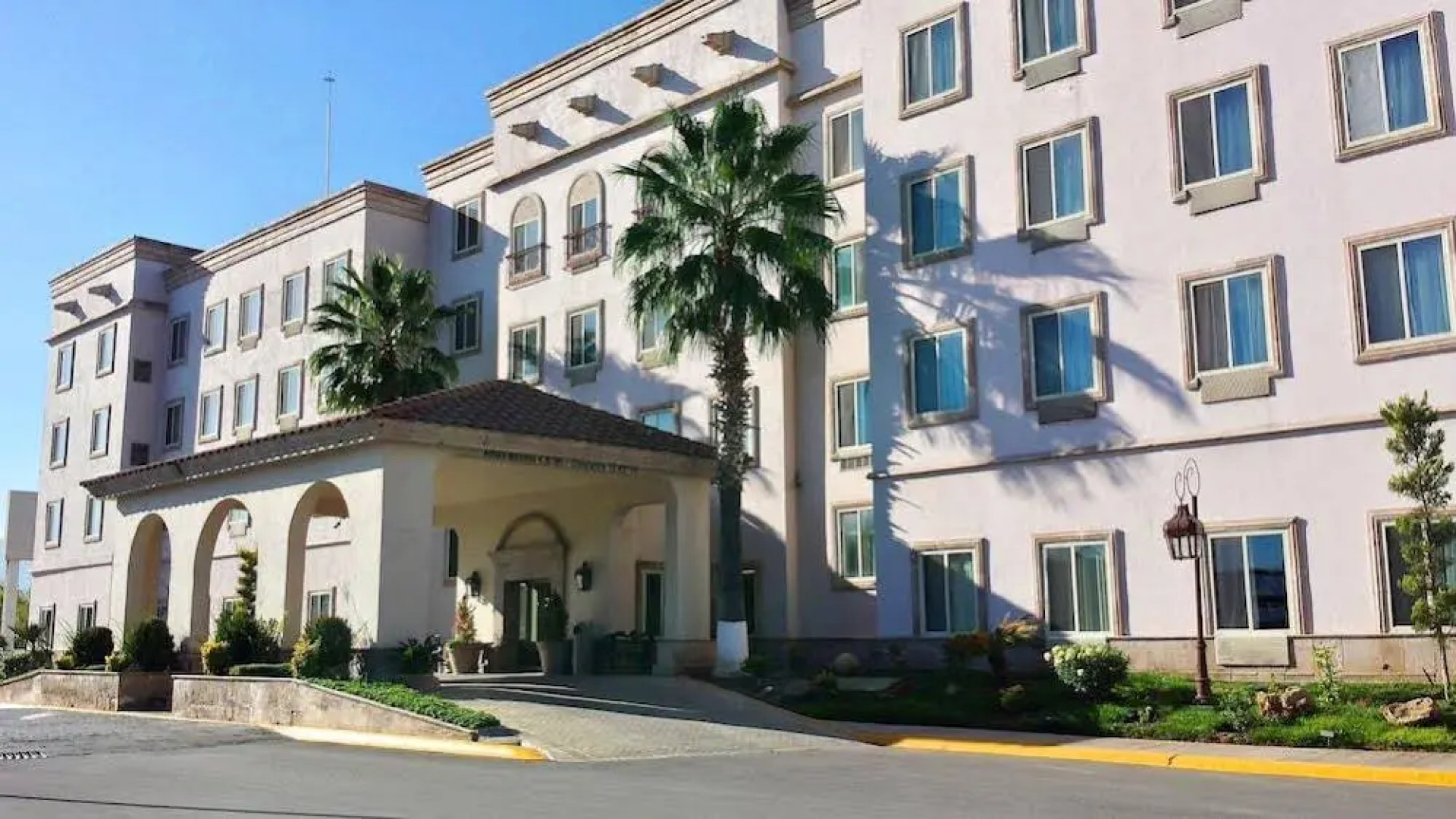 DoubleTree Suites by Hilton Saltillo