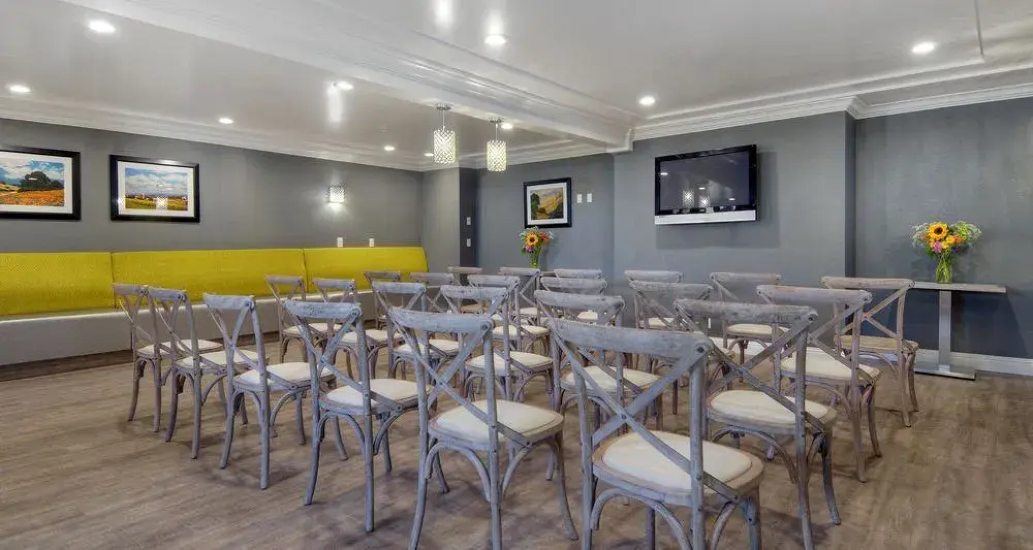 Best Western Plus Dixon Davis