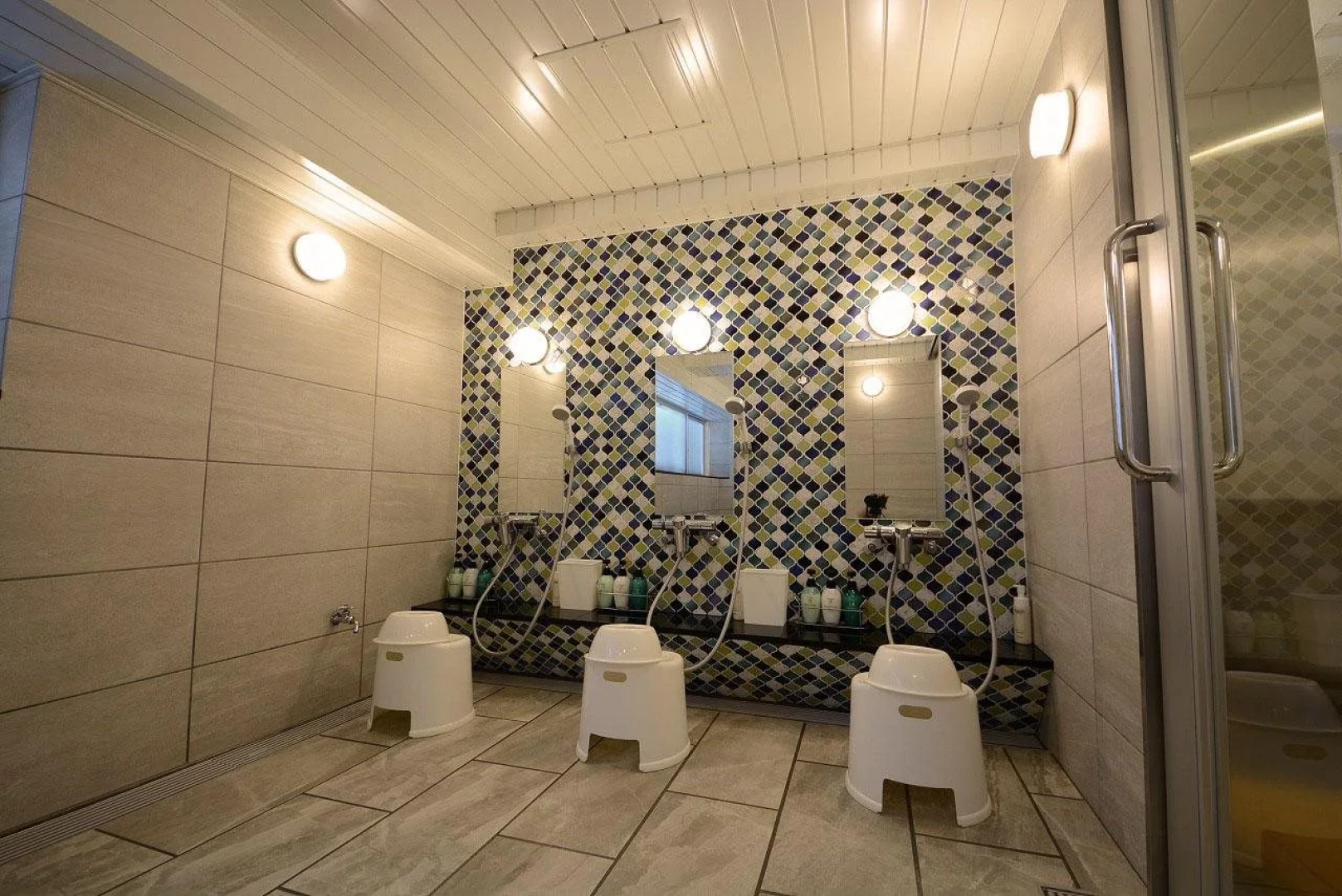 Отель Coco Stay Nishikawaguchi Ekimae