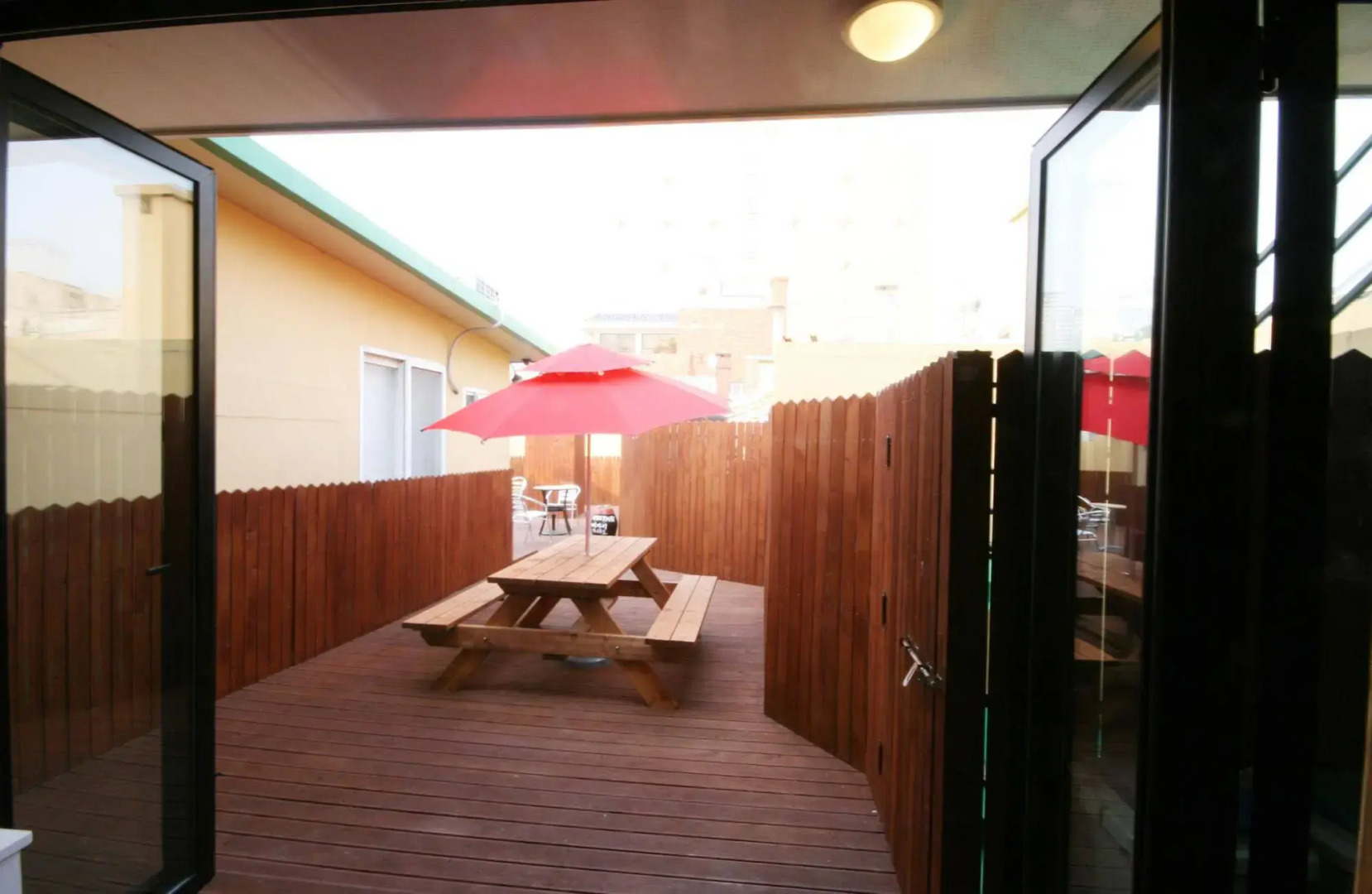 Melon Guesthouse - Hostel