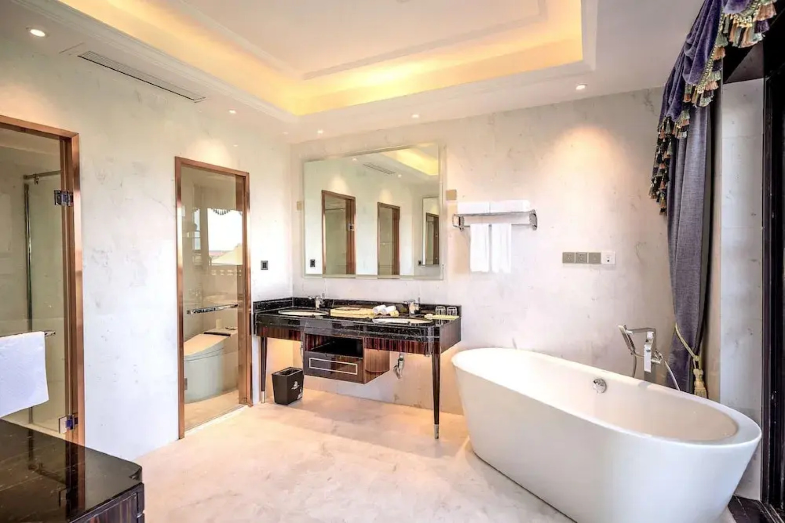 Ramada Plaza by Wyndham Yiyang Nanxian