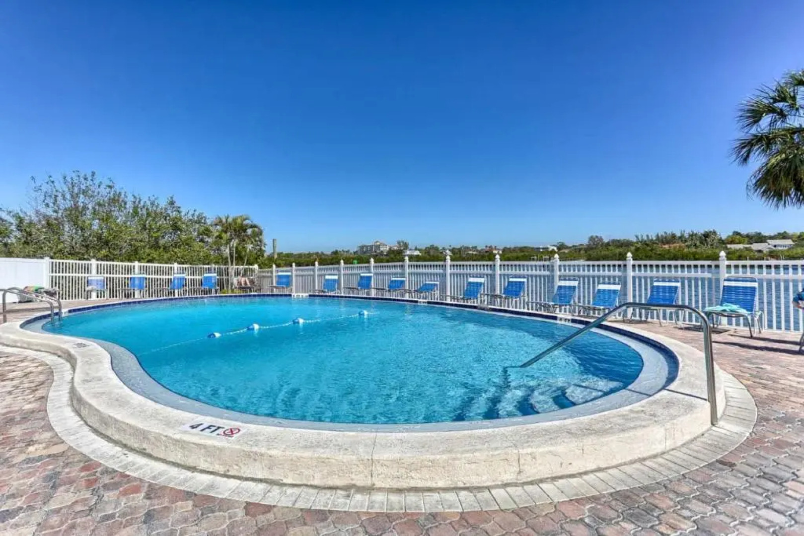 508 Bayshores Yacht & Tennis Club