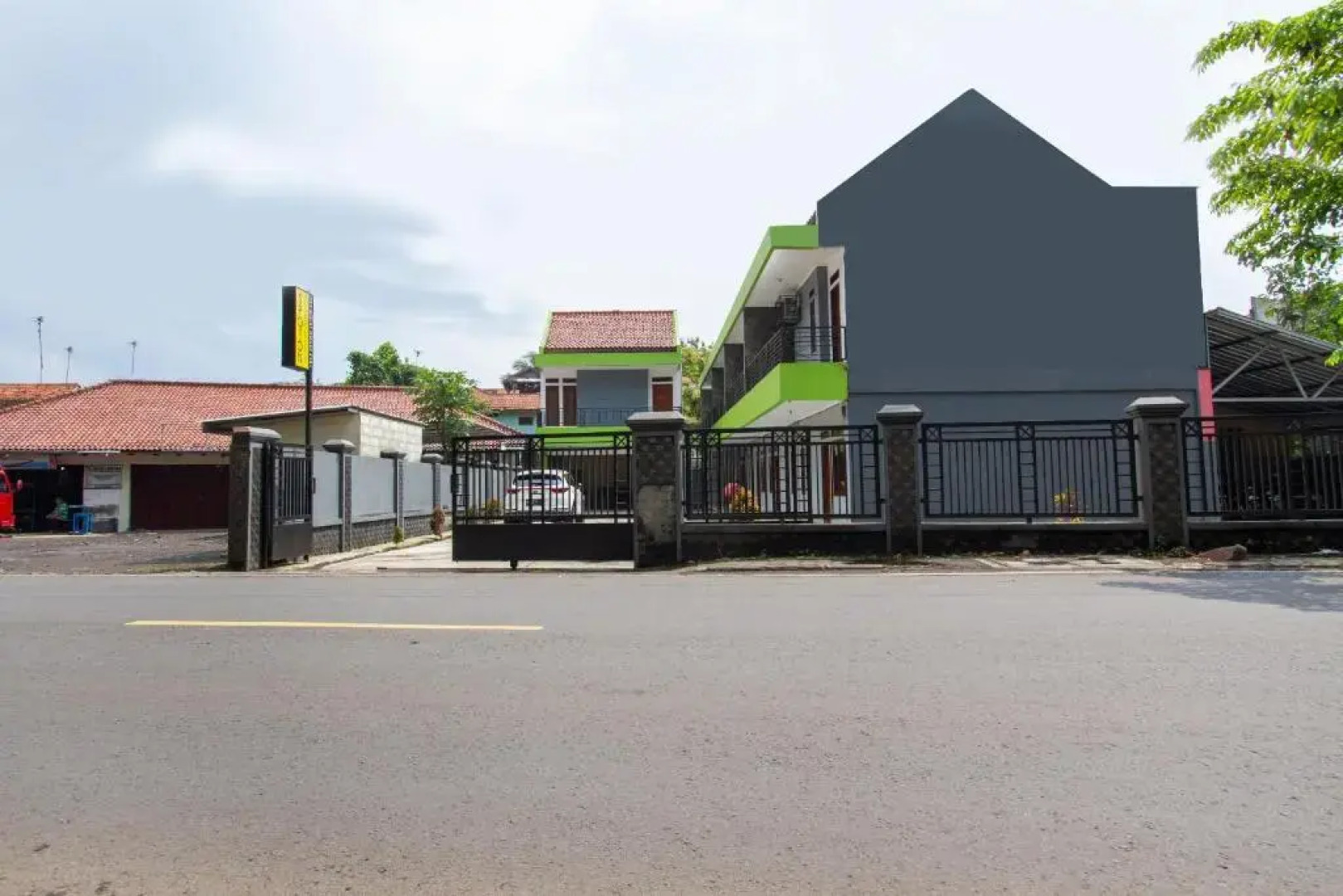 SPOT ON 2891 999 Guest House